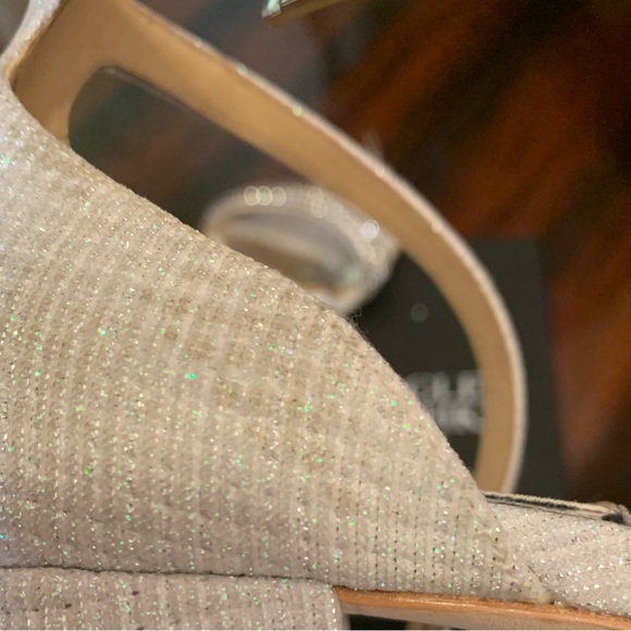 Badgley Mischa Block Heeled Sandals, size 6 - Picture 4 of 13